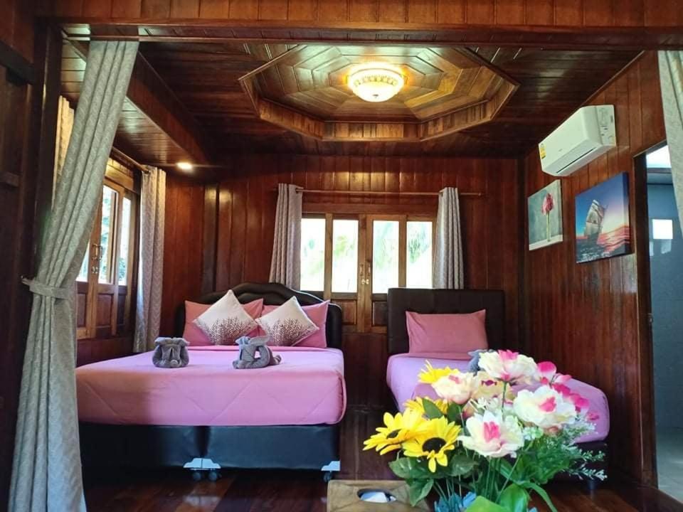 Walk In Homestay Ko Kut Eksteriør bilde