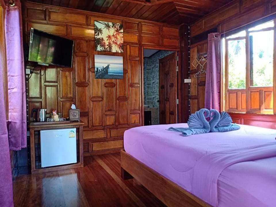 Walk In Homestay Ko Kut Eksteriør bilde